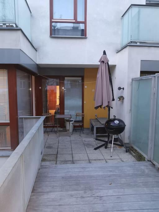 Auriapartments Karlin 2kk S Terasou A Parkovanim * Praga
